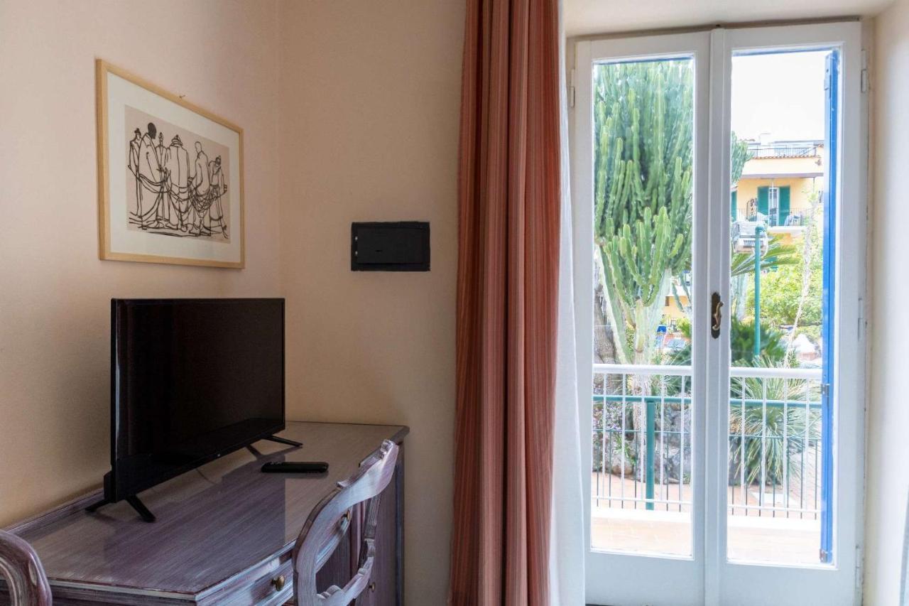 Hotel Royal Terme Isquia Exterior foto