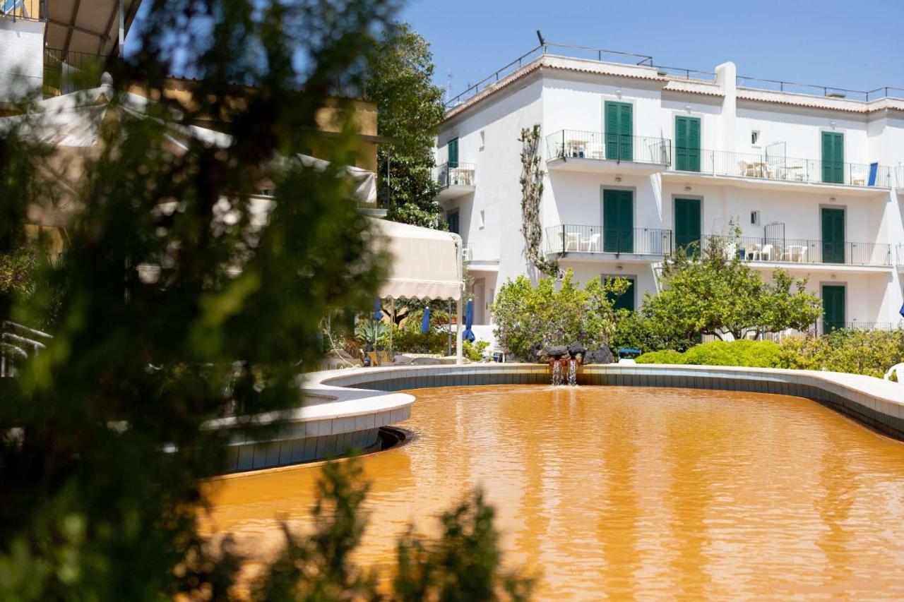 Hotel Royal Terme Isquia Exterior foto