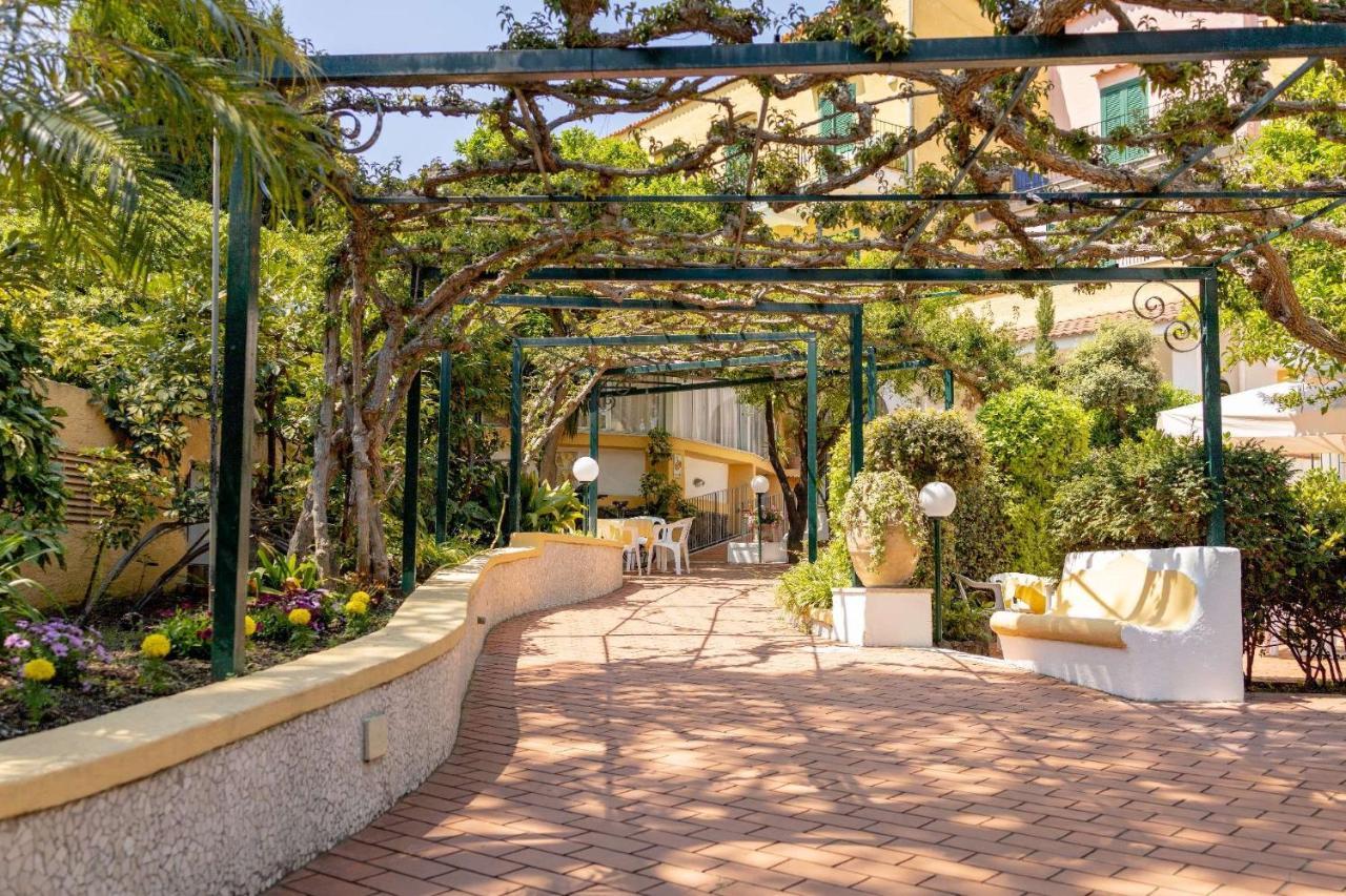 Hotel Royal Terme Isquia Exterior foto