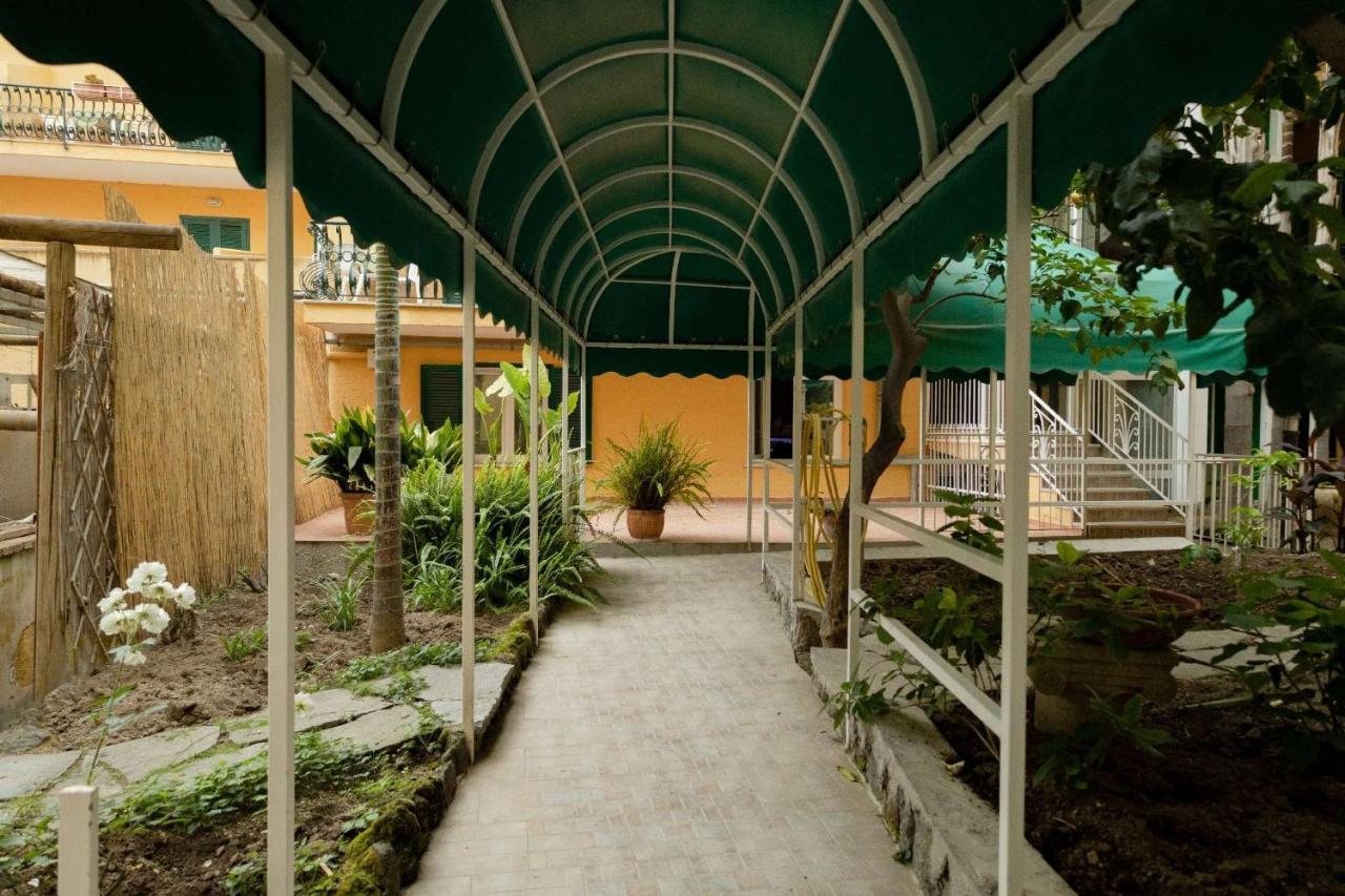 Hotel Royal Terme Isquia Exterior foto